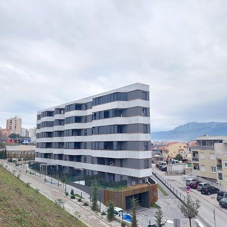Apartment Paola With Free Private Parking Place สปลิท ภายนอก รูปภาพ