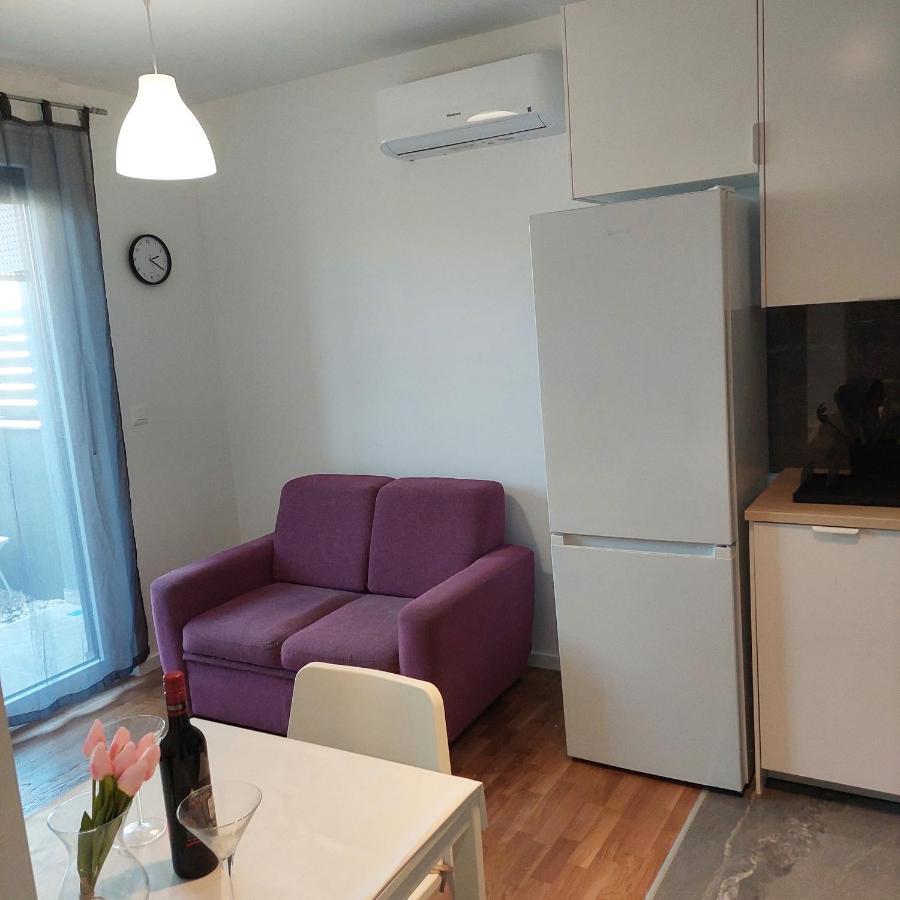 Apartment Paola With Free Private Parking Place สปลิท ภายนอก รูปภาพ