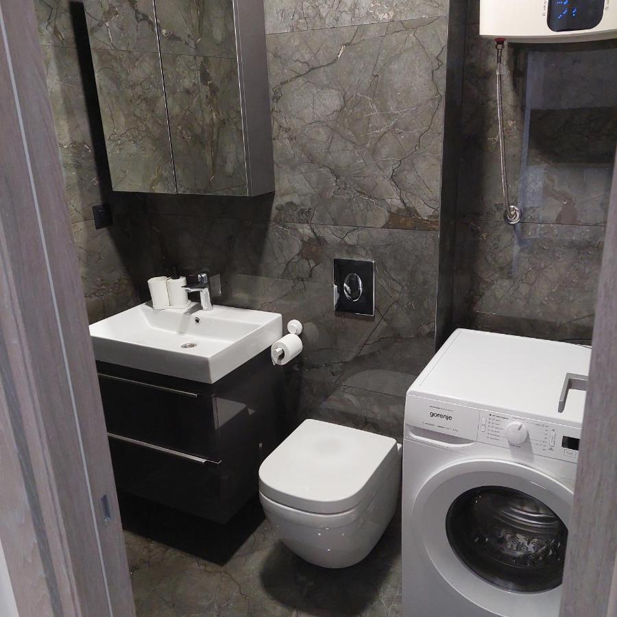 Apartment Paola With Free Private Parking Place สปลิท ภายนอก รูปภาพ